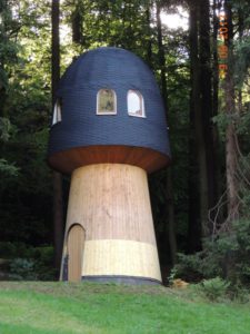 Erich Honecker's Jagdpilz in Crottendorf nach Restauration